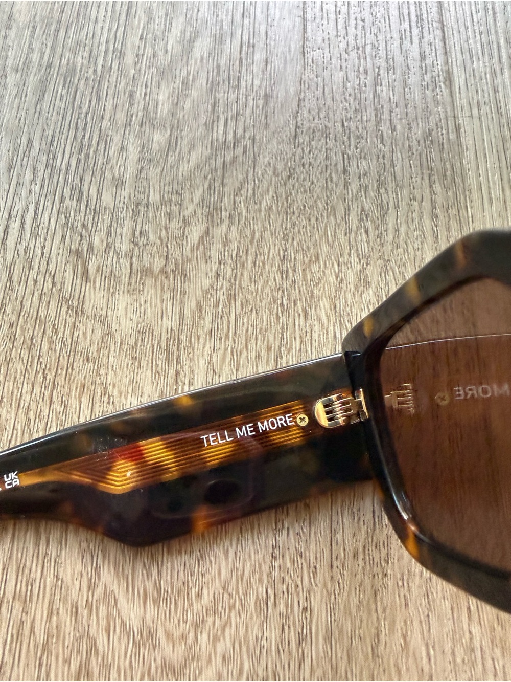 quay australia tell me more tortoise brown modern rectangle retro y2k sunglasses - Picture 4 of 4